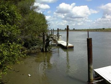 Escape to Snug Harbor: Your Delta Dream Getaway!